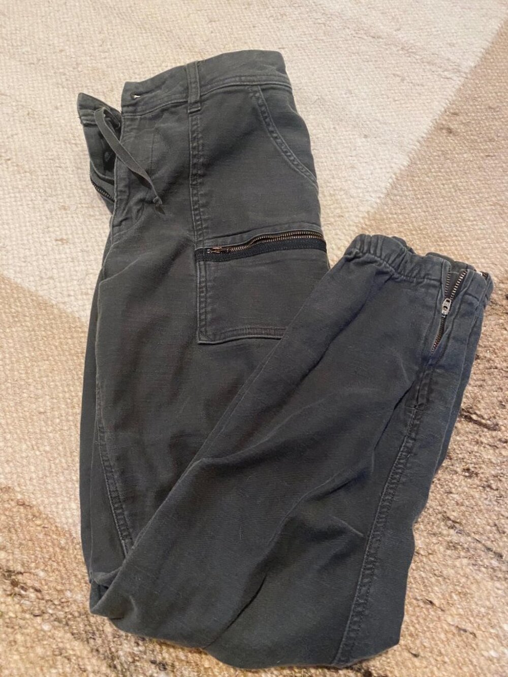 Two (2) pairs of REI Trailsmith Joggers Size 10 - Picture 16 of 16